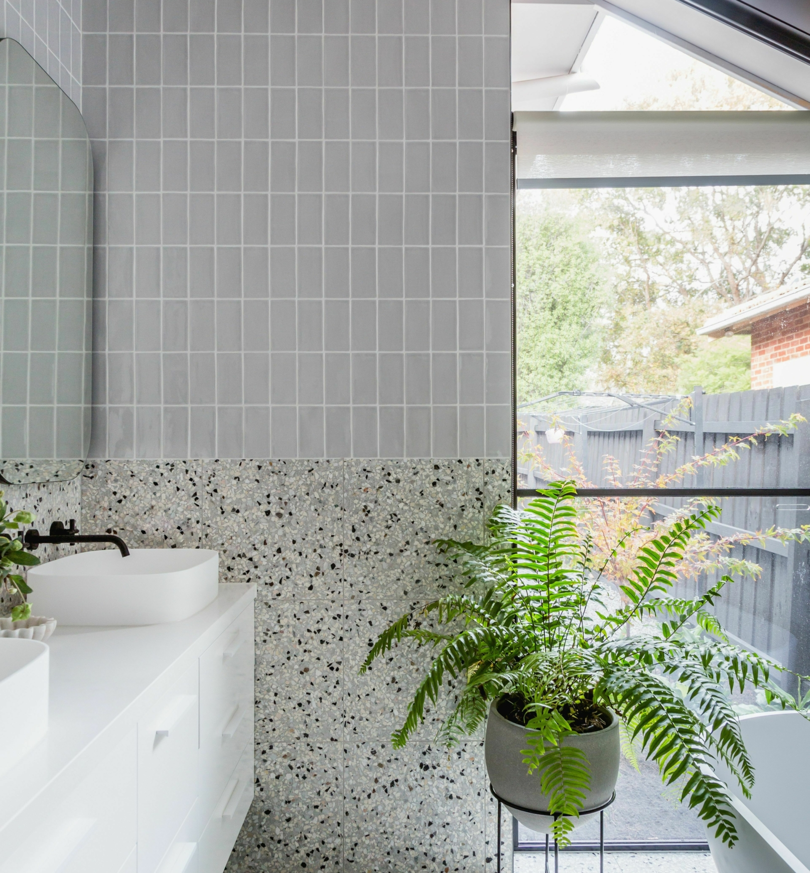 Ensuite east with plant